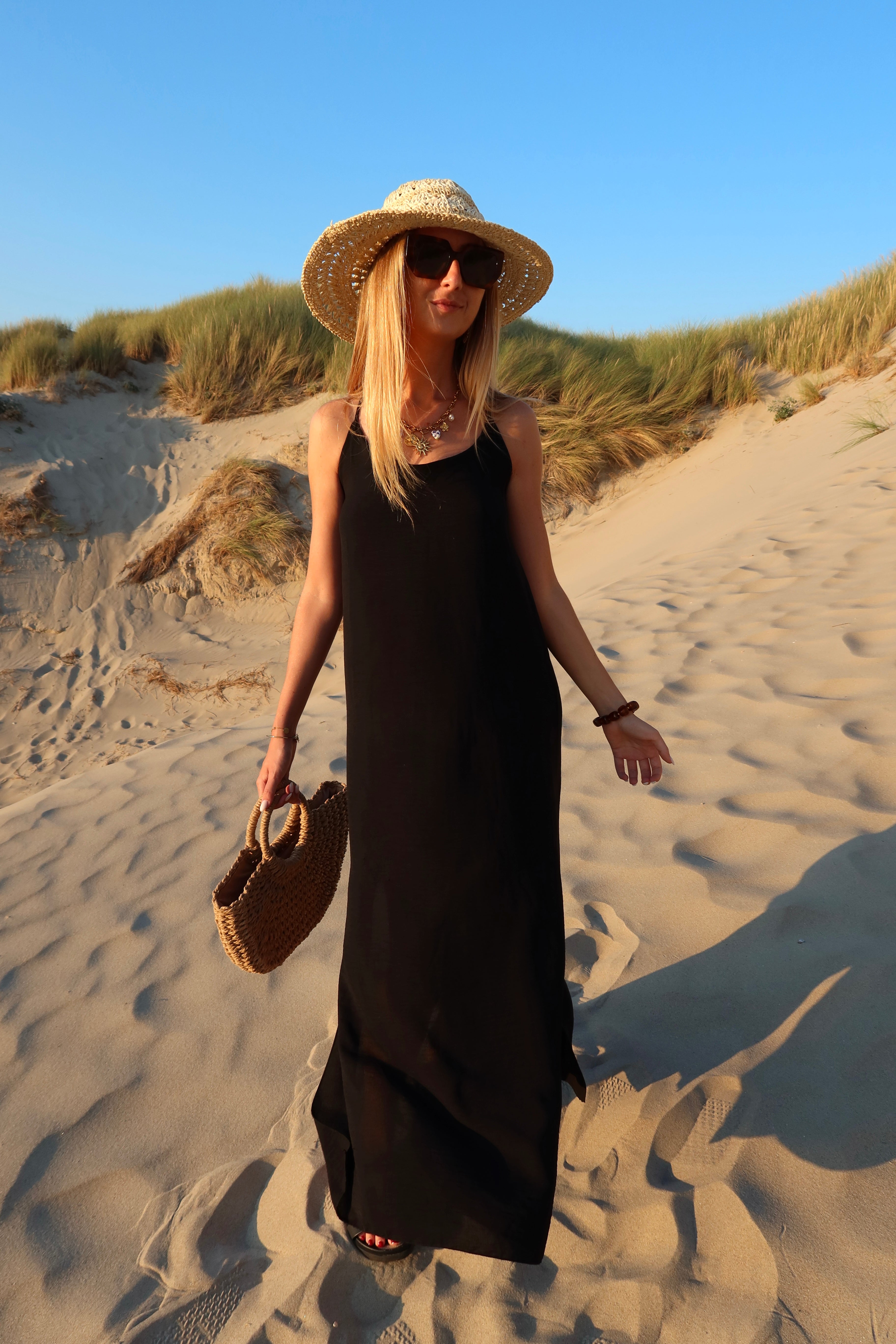 ROBE ISÉA - NOIRE
